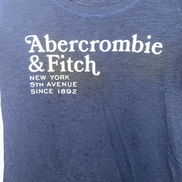⭐️BOGO Free⭐️ Long Sleeve A&F Tee - Picture 2 of 4